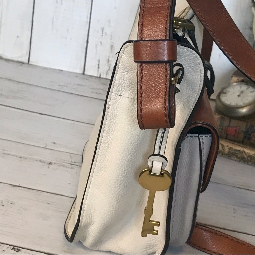 Fossil Ryder Crossbody Bag - Picture 5 of 11